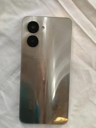 Смартфон Realme C33