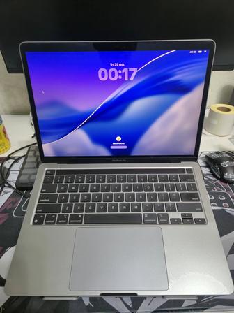 Macbook Pro M1, 8 GB / 256 GB