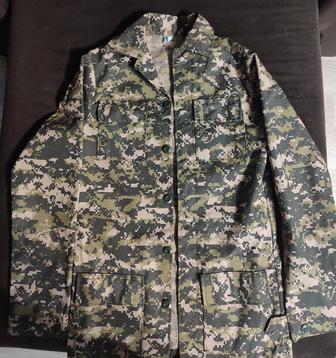 Продам камуфляжный костюм