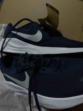 Nike кроссовки