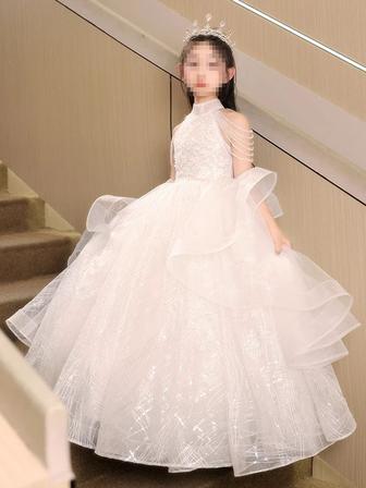 Платье белое бальное!