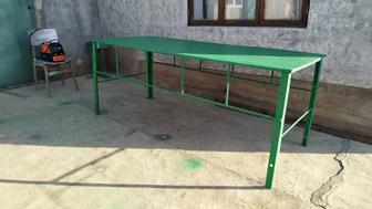 Металлический стол