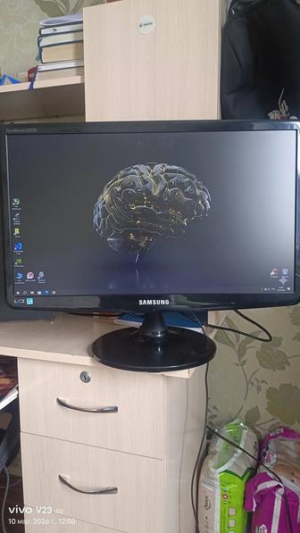 Продам монитор Samsung 21 см (комплект)
