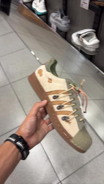 Кроссовки Adidas Superstar