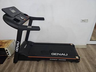 Продаётся беговая дорожка Genau Everest D900SN