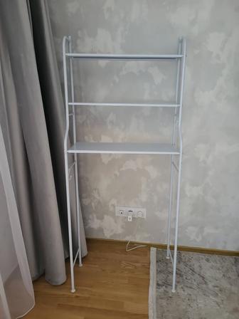 Полка для туалета или ванны