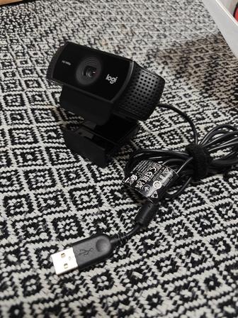 Продам или обменяю веб камеру logitech c922 pro stream