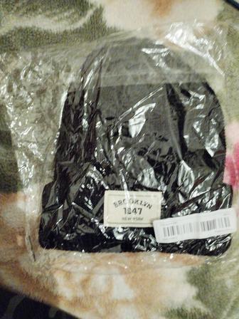 Новая шапка бини с надписью Brooklyn