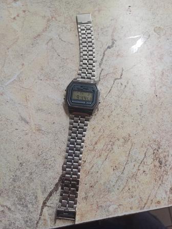 Часики Casio