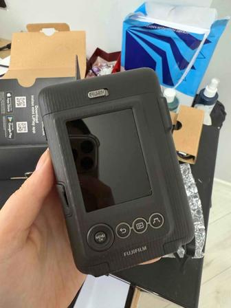 Instax liplay Camera камера