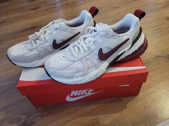 Кроссовки Nike v2k run