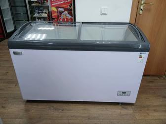 Продам витринный морозильник
