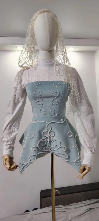 Корсет с баской в нежном мятном цвете