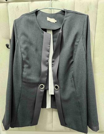 Двойка (пиджак и юбка). 54р.