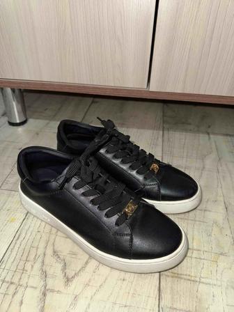 продам кеды