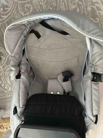 Продам коляску Adamex 3в1