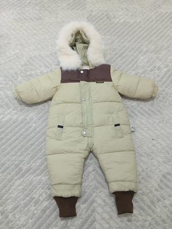 Продам зимний комбинезон для мальчика