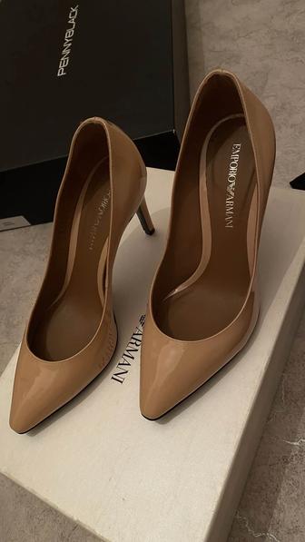 Женские туфли Armani ОРИГИНАЛ размер 36
