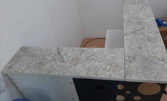 Продается ресепшн (стойка администратора)