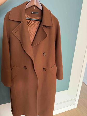 Продам Пальто