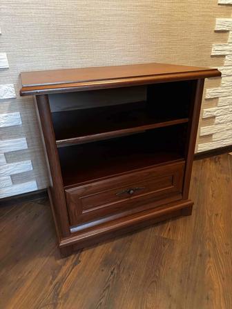 Тумба под телевизор.