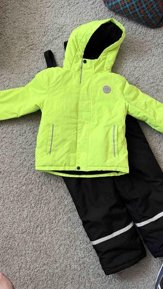 Продаю детский комбинезон