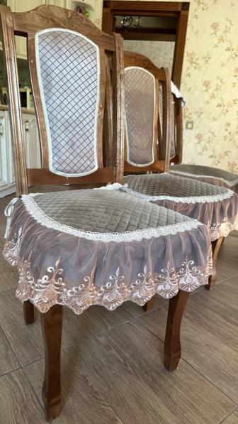 Стулья