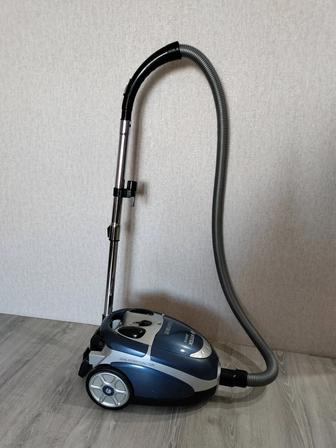 Пылесос Vitek