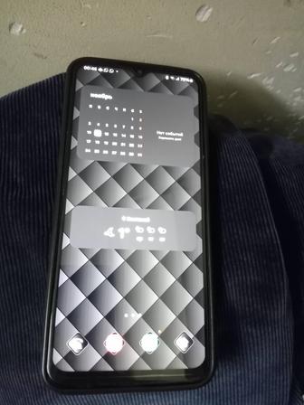 Самсунг А13.в идеальном состоянии.память128