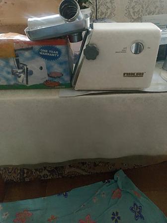 Электрическая мясорубка