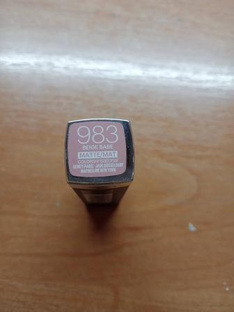 Косметика в оригинале от MAYBELLINE Помада