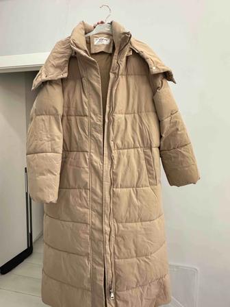 Продам женскую куртку длинная
