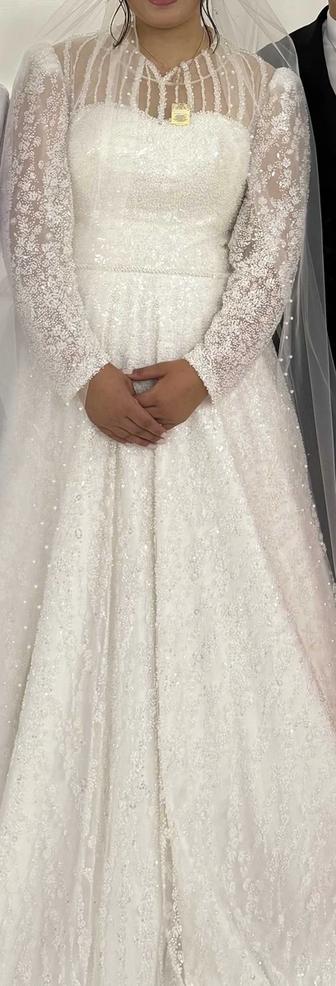 Продам свадебное платье plus size