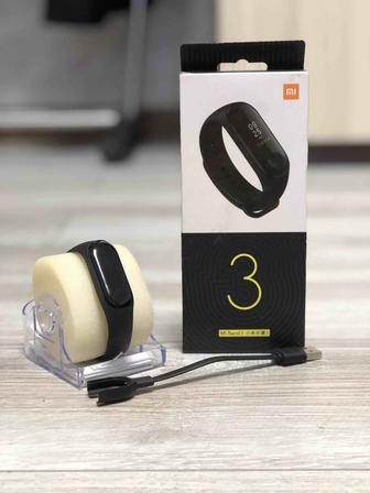 Продам xiaomi mi band 3 почти в новом состоянии.