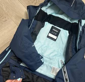 Продам куртку на мальчика Рейма 2 снежинки