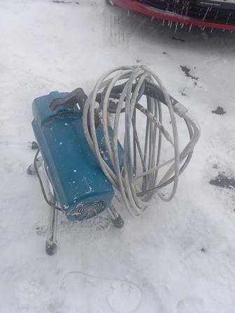 Безвоздушный распылитель окрасочный аппарат краскопульт