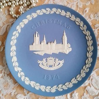 Коллекционная рождественская тарелка от Wedgwood, фарфор, винтаж