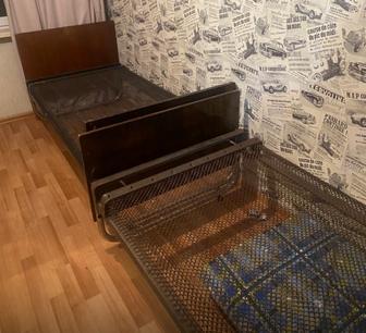 Продам две кровати , реальному покупателю торг