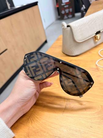Продам очки Fendi ОРИГИНАЛ