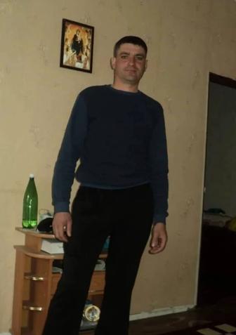 Рабочий, слесарь