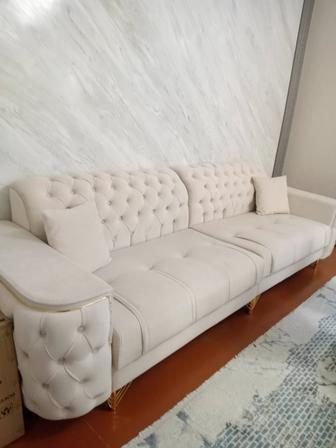 Хочу продать диван