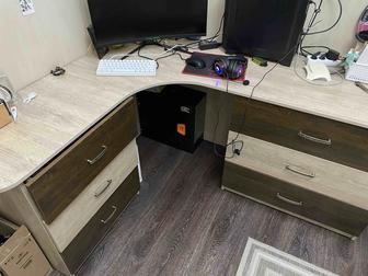 Продам кровать, стол, матрас