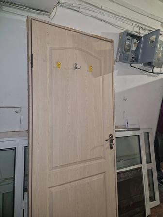 Дверь деревянные