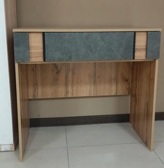 Стол