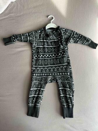 Тонкий и теплый комбинезон из шерсти 6-12 мес