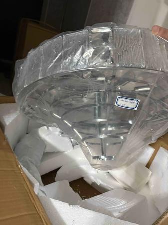 Люстра хрустальная новая