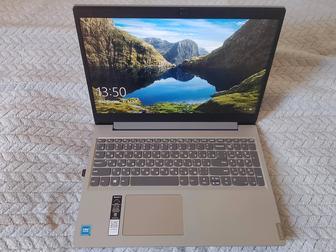 Практически новый ноутбук Lenovo