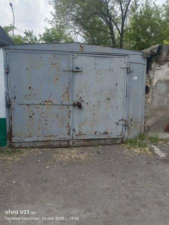 Гараж железный