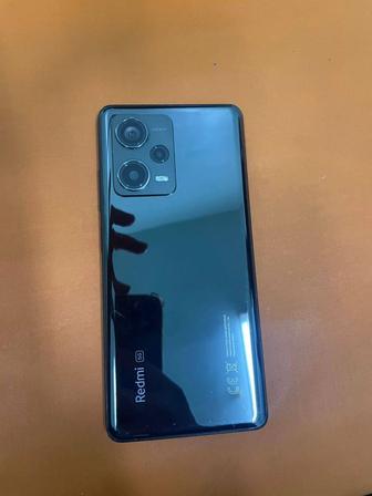 Срочно продам телефон