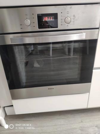 Продам электрическую духовку